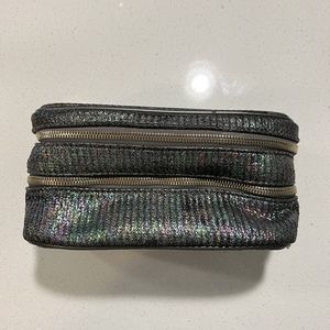 443. Kendra Scott makeup bag
